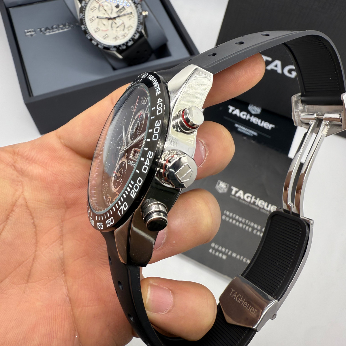 TAG Heuer Carrera, Chronograph Eletrônico, 44 mm, Aço - Puls. Borracha