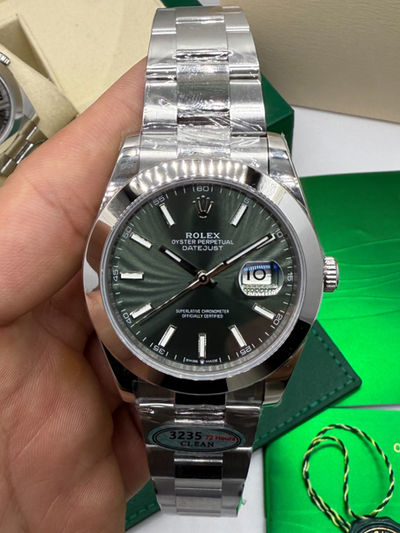 Rolex Datejust Oyster, 41mm, Oystersteel, Mostrador Verde Menta - CLONE