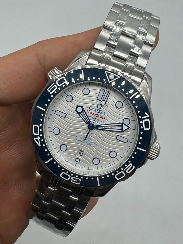 Omega Seamaster Co-Axial 40mm Mostrador Branco