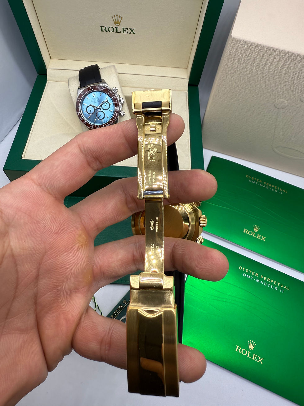 Miniatura: Rolex Daytona 40mm Dourado Mostrador Ice Blue Luneta Preta