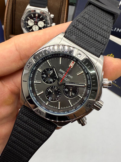 Breitling Super Chronomat Aço 44mm Pulseira Borracha