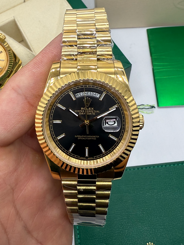 Rolex Day-Date Presidente 40mm Dourado Mostrador Preto