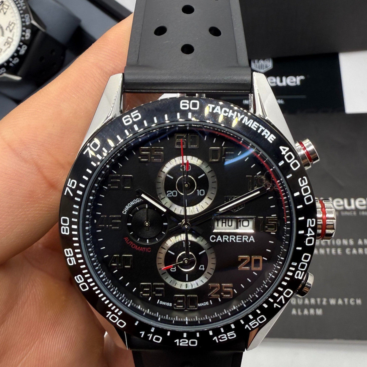 TAG Heuer Carrera, Chronograph Eletrônico, 44 mm, Aço - Puls. Borracha