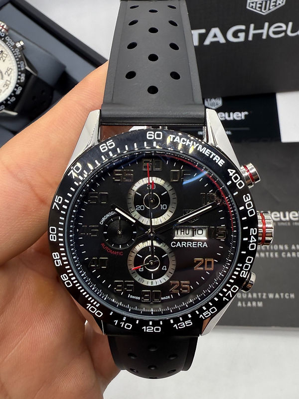 TAG Heuer Carrera, Chronograph Eletrônico, 44 mm, Aço - Puls. Borracha