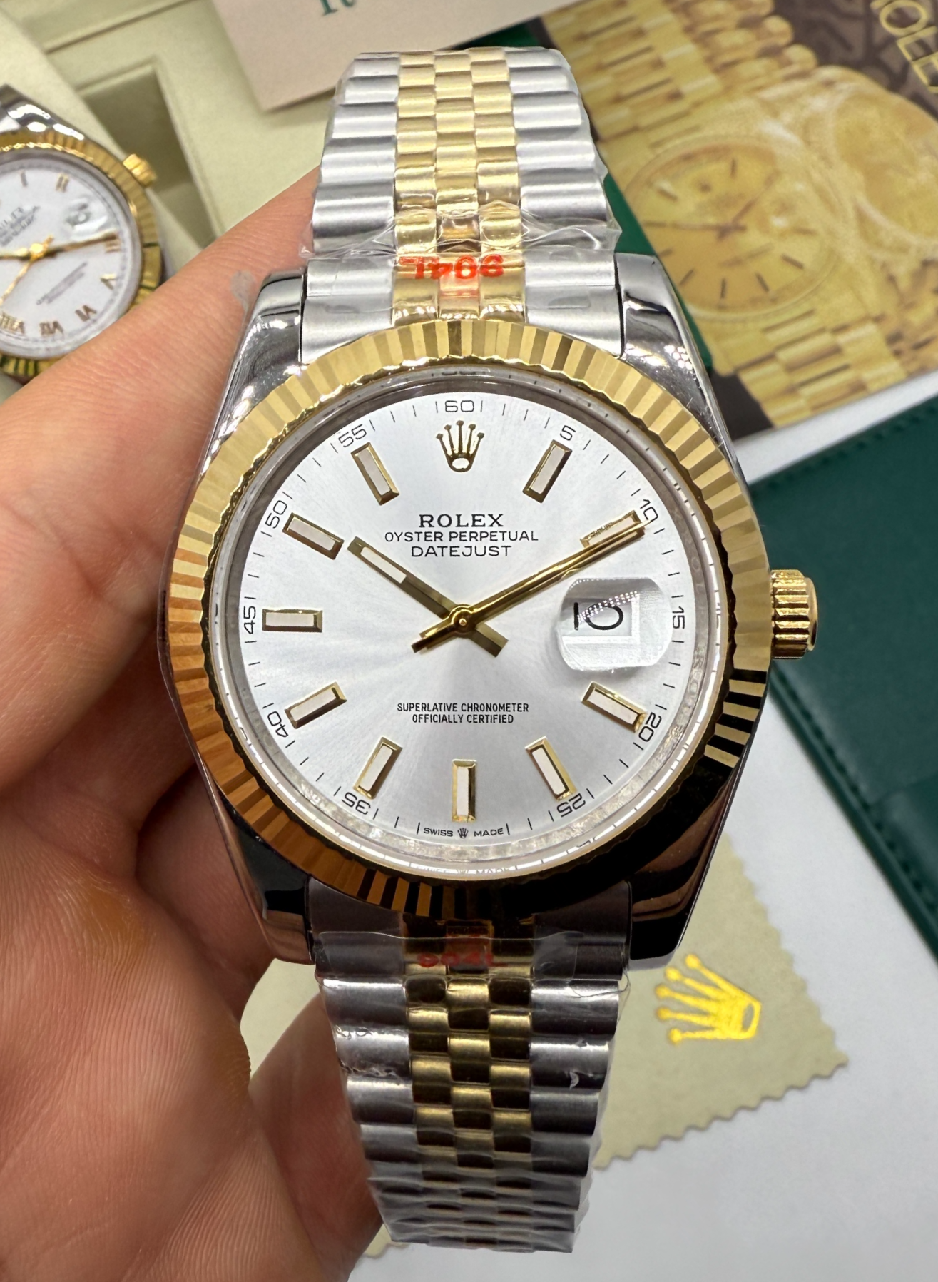 Rolex Date-Just 41mm/36mm Aço/Dourado, Mostrador Prata, Luneta Canelada