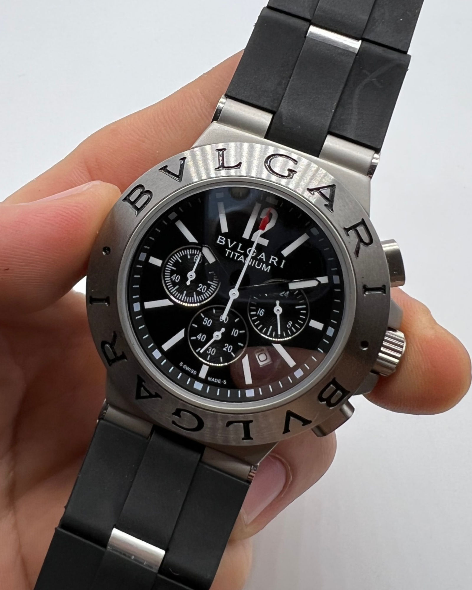 Bvlgari Bvlgari Titanium Crono 44mm - Aço - Mostrador Preto Pulseira Borracha