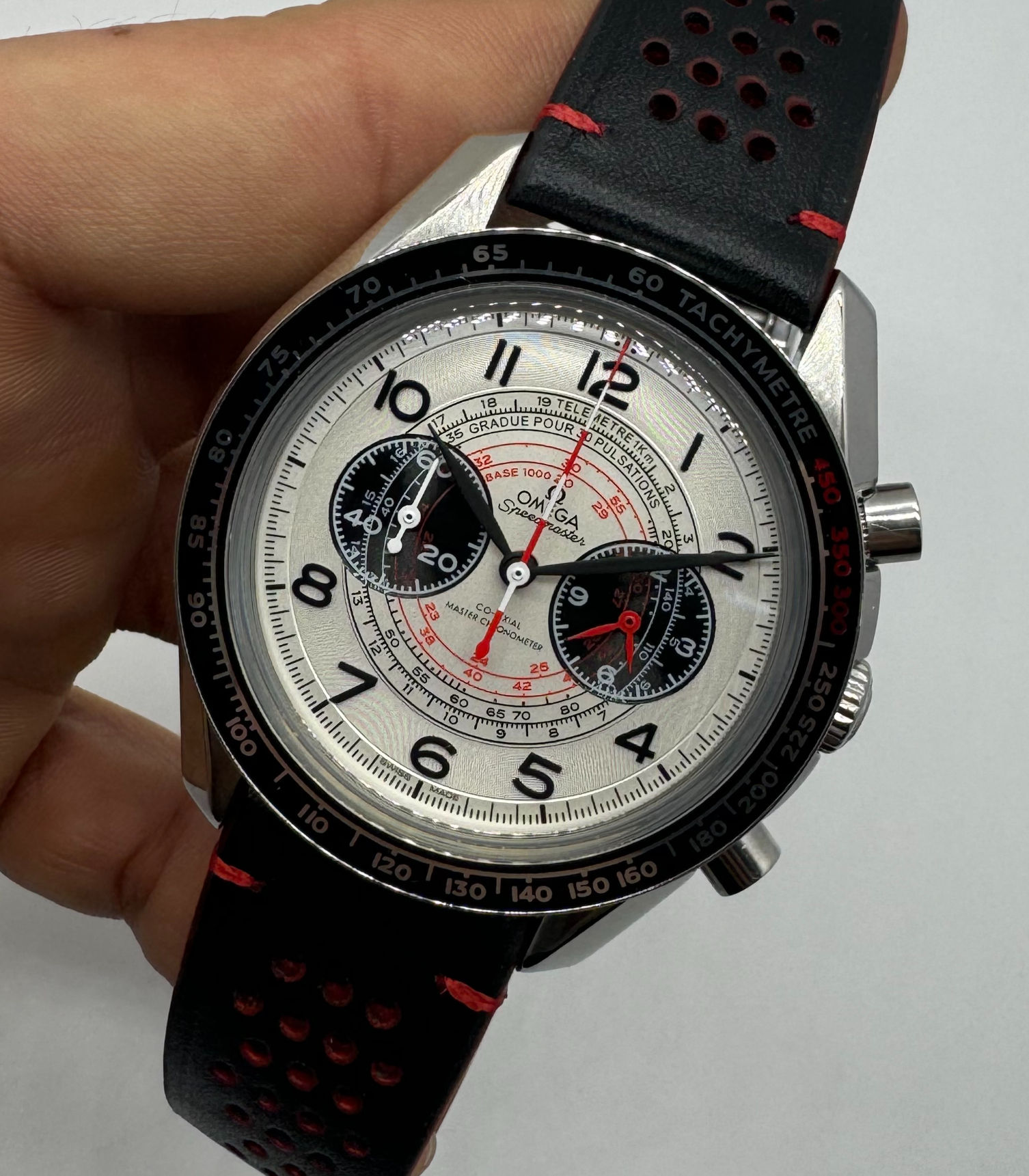 Omega Speedmaster Moonwhacth Edição Especial 42mm