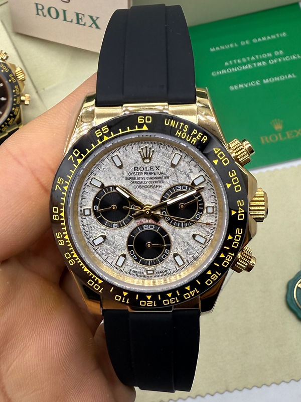 Rolex Daytona 40mm Aço/Dourado Mostrador Branco Luneta Preta