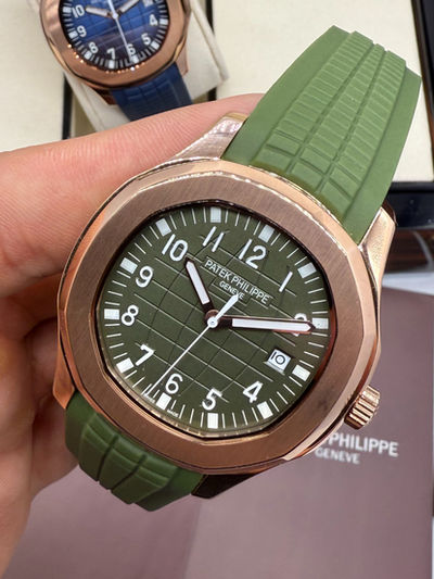 Patek Philippe Aquanaut 41mm Aço/Rose Mostrador Verde
