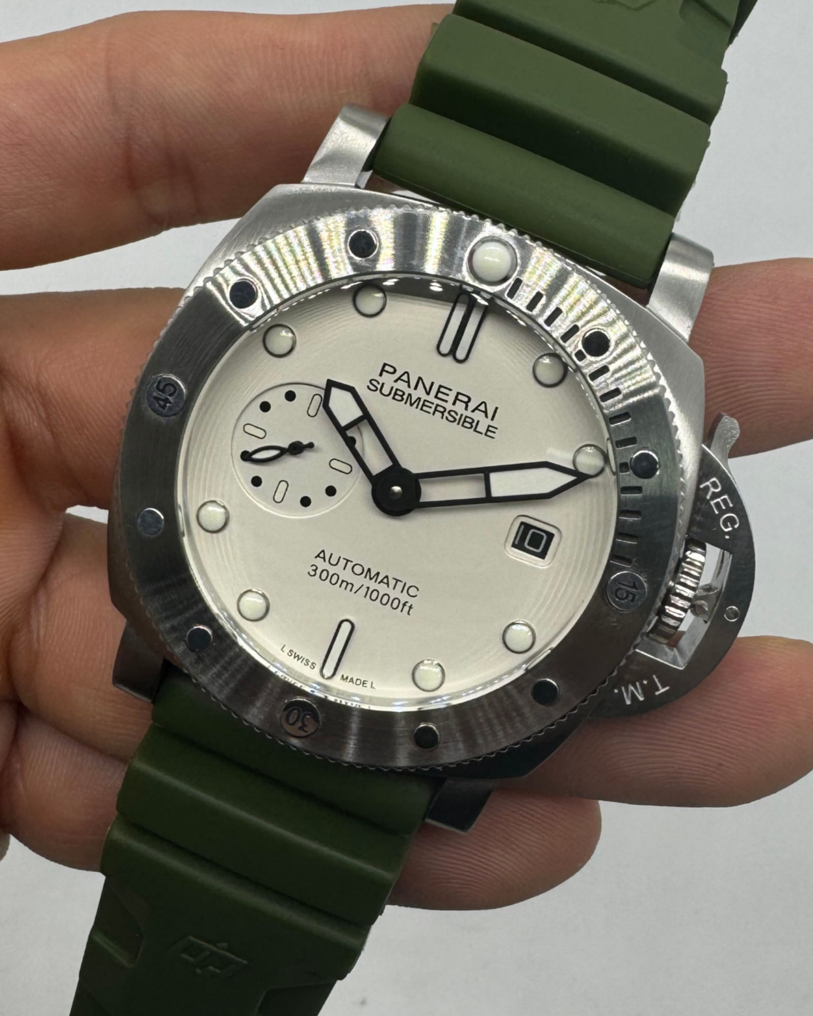 Panerai Panerai Luminor Submersible 44mm Aço Mostrador Branca