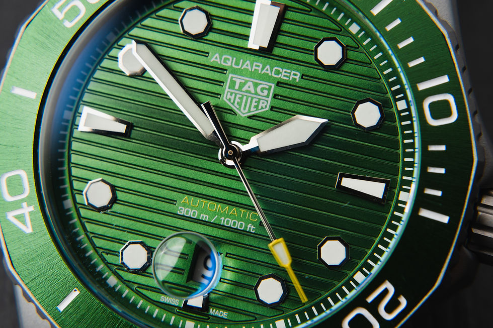 Miniatura: Tag Heuer Aquarecer 300, 43mm, Aço, Mostrador Verde, Bezel Verde