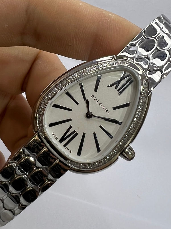 Bvlgari SERPENTI SEDUTTORI 33mm Aço - Mostrador Branco - Bezel Crav