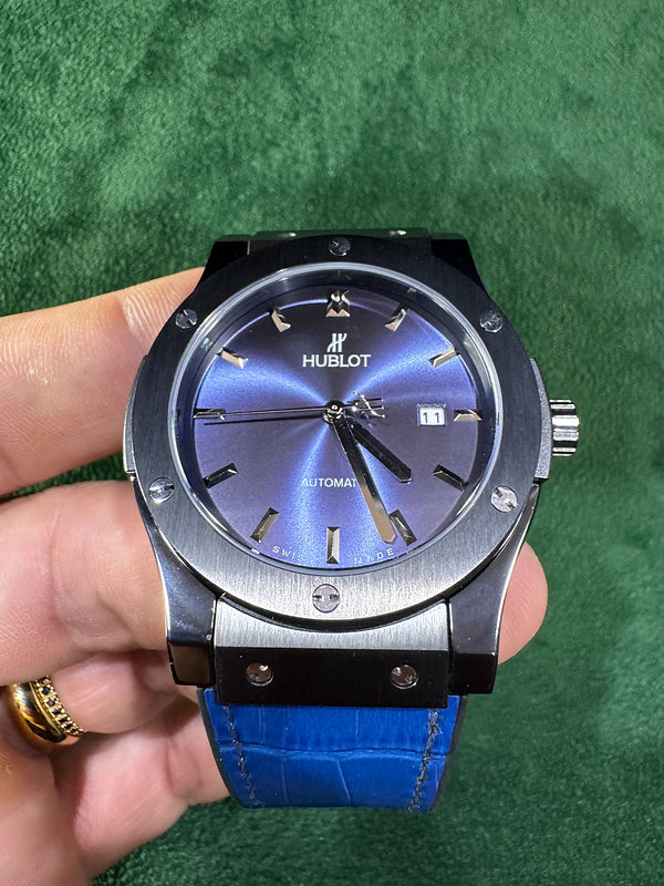 Hublot Classic Fusion 45mm Aço OxBlack Mostrador Azul Pulseira Couro com Borrach
