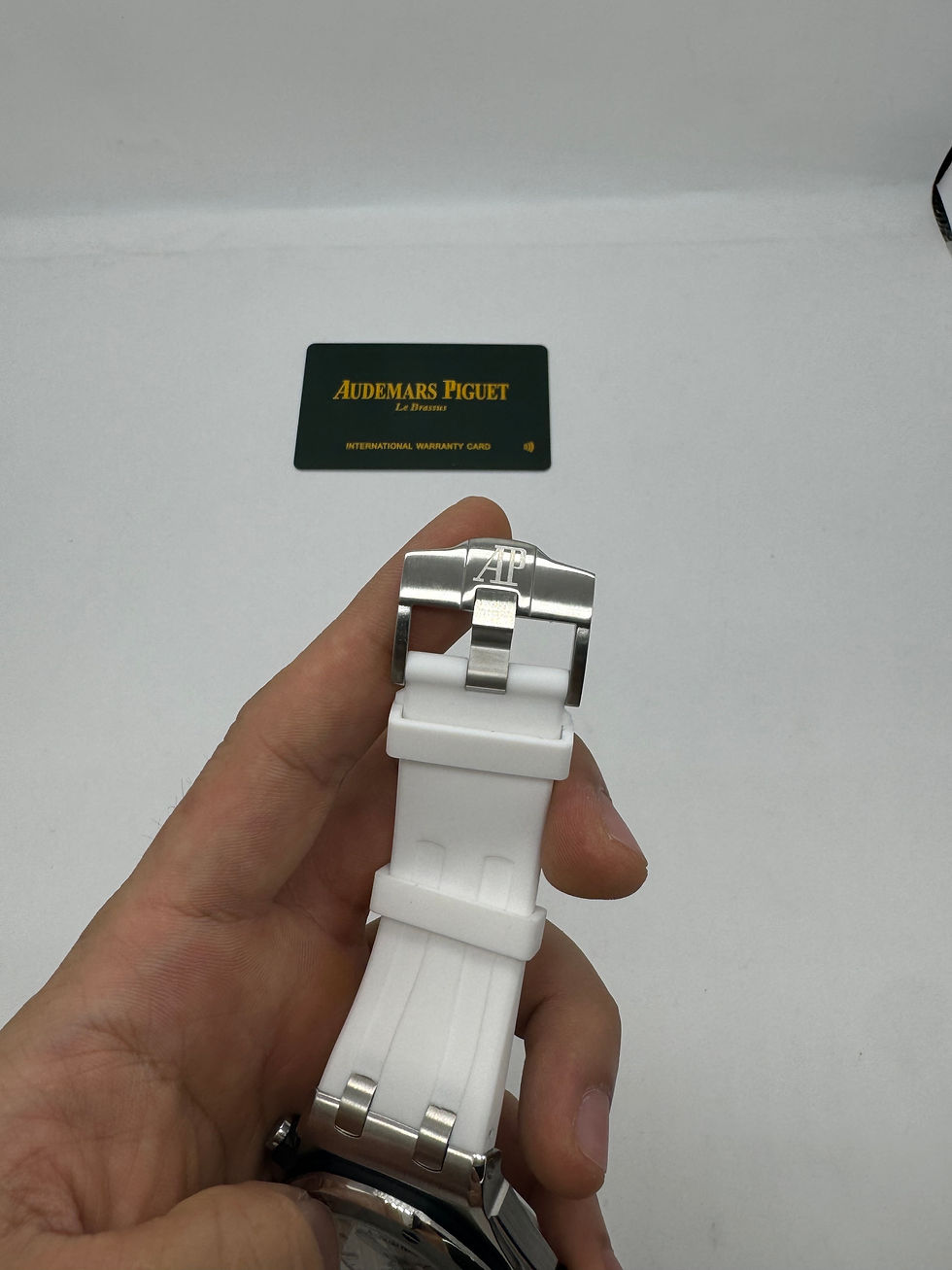 Miniatura: Audemars Piguet Offshore Royal Oak Diver 42mm, Mostrador Branco