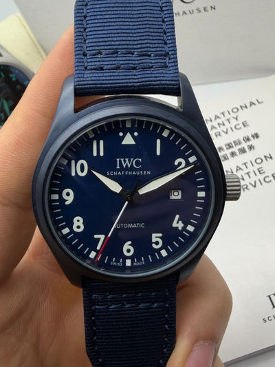IWC Pilot 40mm Automatic - Mostrador Azul - Pulseira Nylon