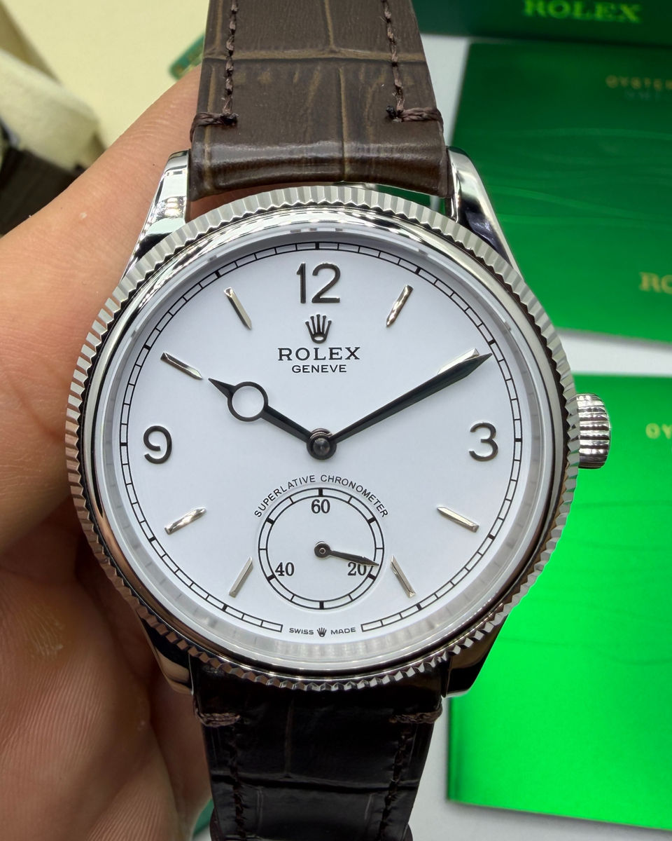 Rolex Rolex Oyster 1908 - Mostrador Branco 39mm - Pulseira Couro