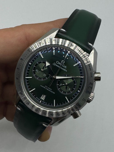 Omega Speedmaster Moonwhacth Edição Especial 42mm