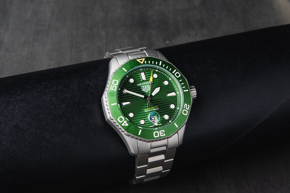 Miniatura: Tag Heuer Aquarecer 300, 43mm, Aço, Mostrador Verde, Bezel Verde
