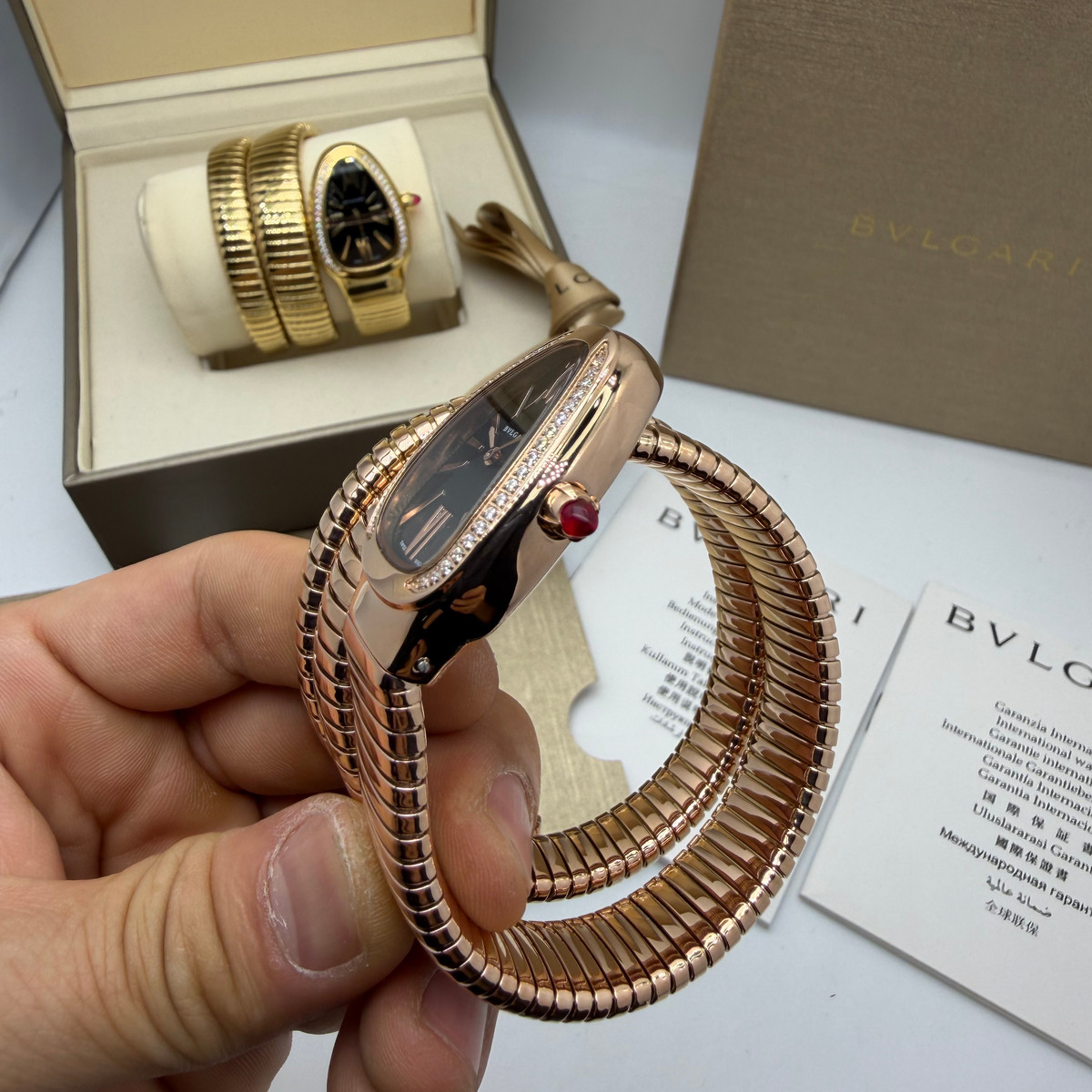 Bvlgari Serpenti Tubogas 02 Volta 35mm Aço/Rose Mostrador Preto - Cravejado