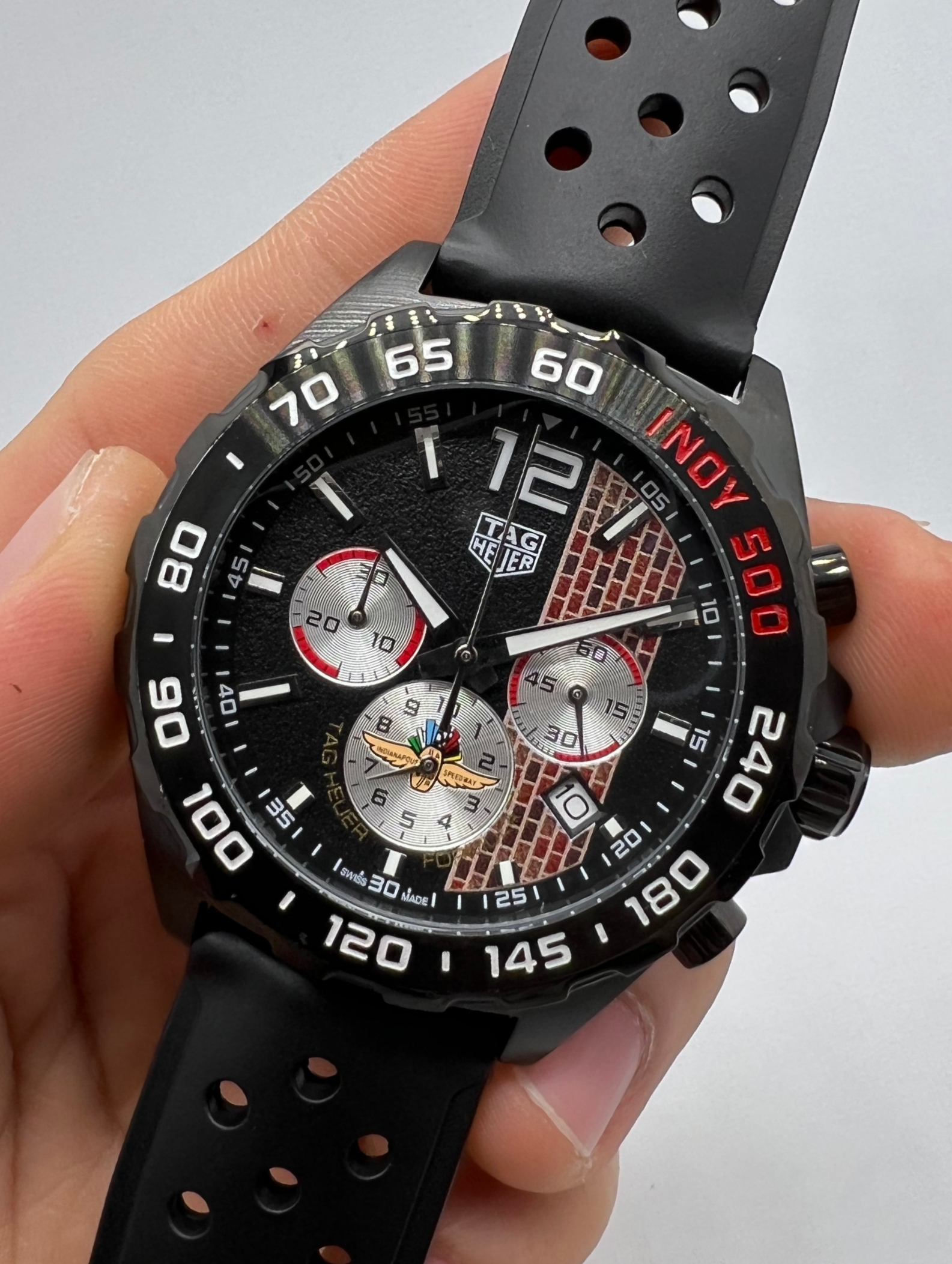 TAG Heuer Formula 1 Chronograph x INDY 500, Quartzo, 43 mm, Aço, Puls. Borracha