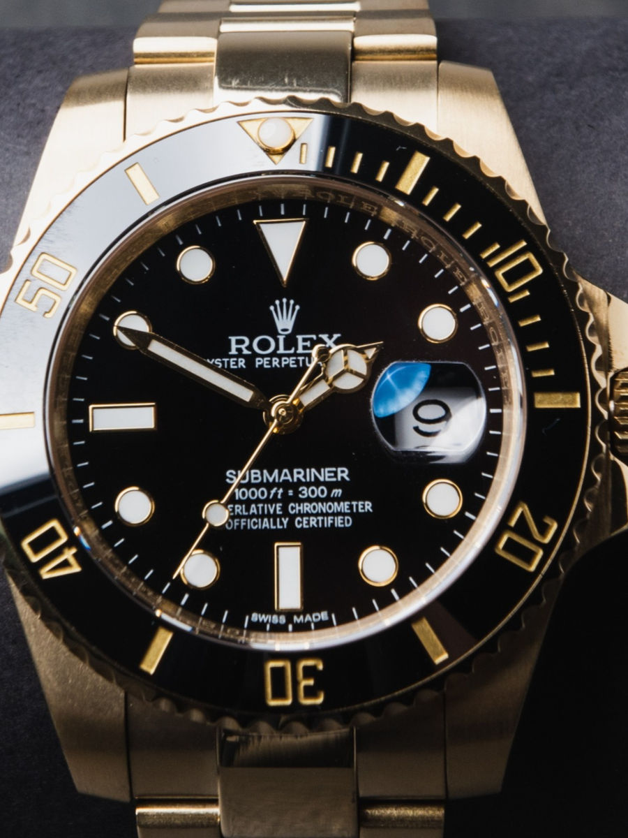 Rolex Submariner Date 41mm Dourado Mostrador Preto Luneta Preta