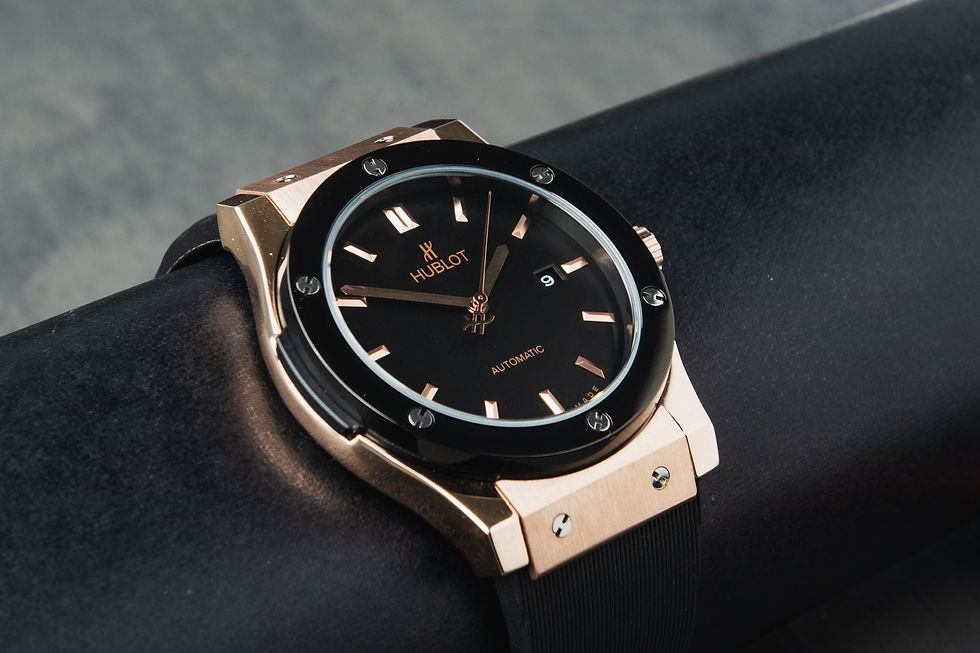 Thumbnail: Hublot Classic Fusion Rose - Black Bezel - 41 mm -