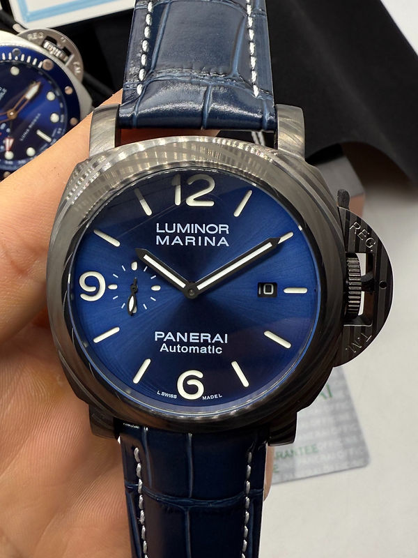 Panerai Luminor Marina 44 mm Aço/OxCarbon Mostrador Azul - Pulseira Couro