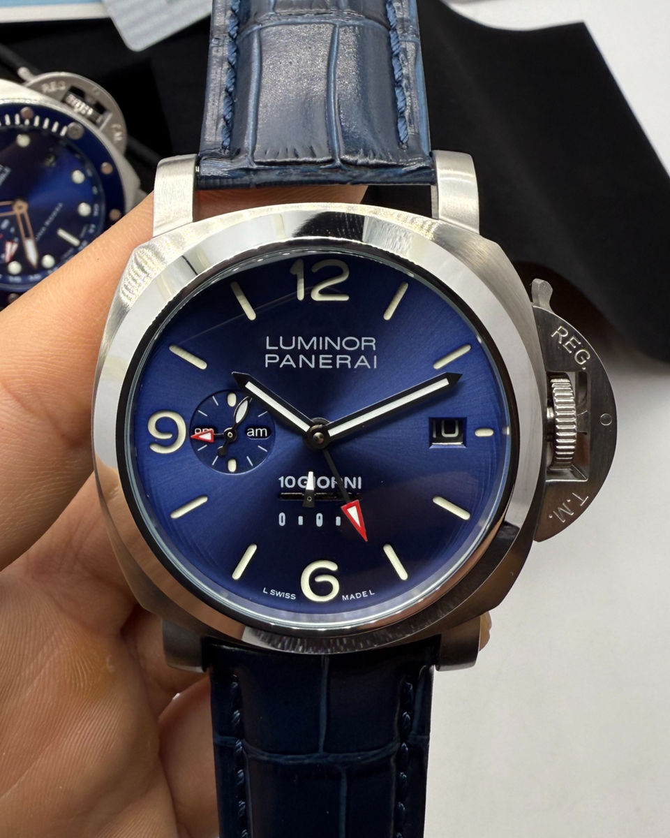 Panerai Panerai Luminor 10 Giorni 44 mm Aço Mostrador Azul