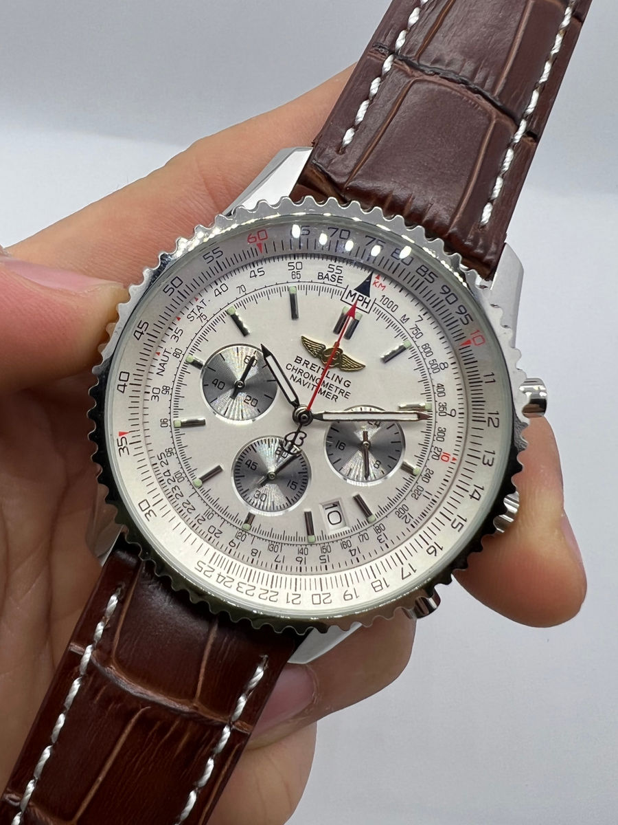 Breitling Navitimer Crono 42mm Aço Pulseira Couro