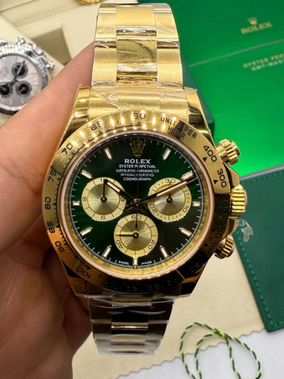 Rolex Daytona Oyster AllGold* 40mm - Mostrador Verde - CLONE