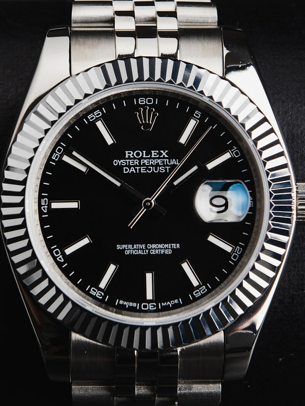 Rolex Datejust 41/36mm Aço Mostrador Preto, Luneta Canelada