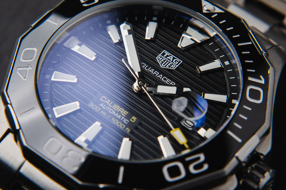 Thumbnail: Tag-Heuer Aquarecer Caliber 5 - Steel - Black Ceramic Bezel - Black Background