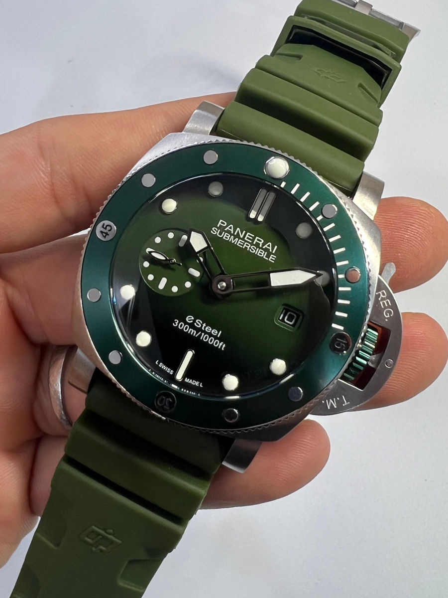 Panerai Luminor Submersible 44mm Aço Mostrador Verde