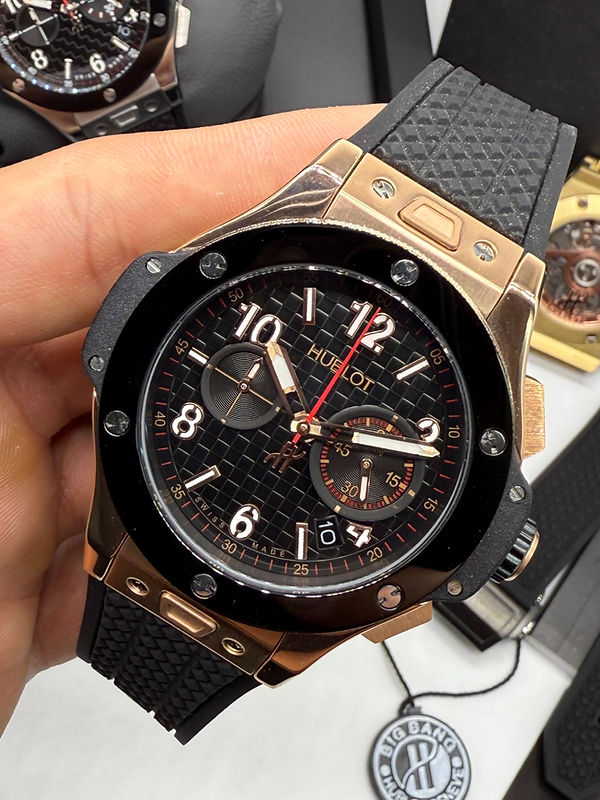 Hublot Big Bang 20th Anniversary King Aço/Rose 43mm, Mostrador Preto