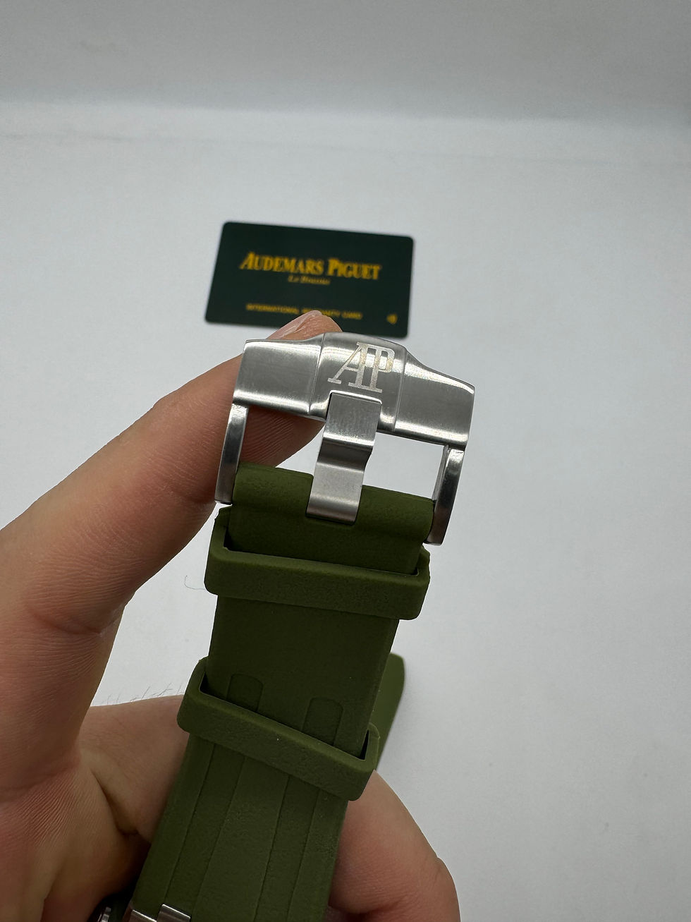 Thumbnail: Audemars Piguet Offshore Royal Oak Diver 42mm, Mostrador Verde