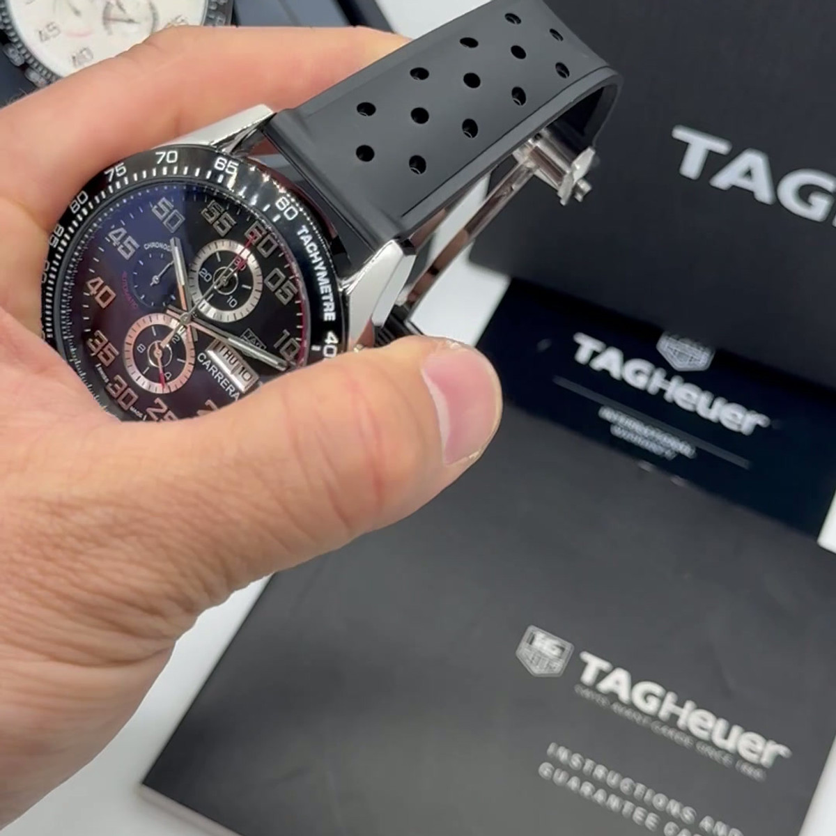 TAG Heuer Carrera, Chronograph Eletrônico, 44 mm, Aço - Puls. Borracha