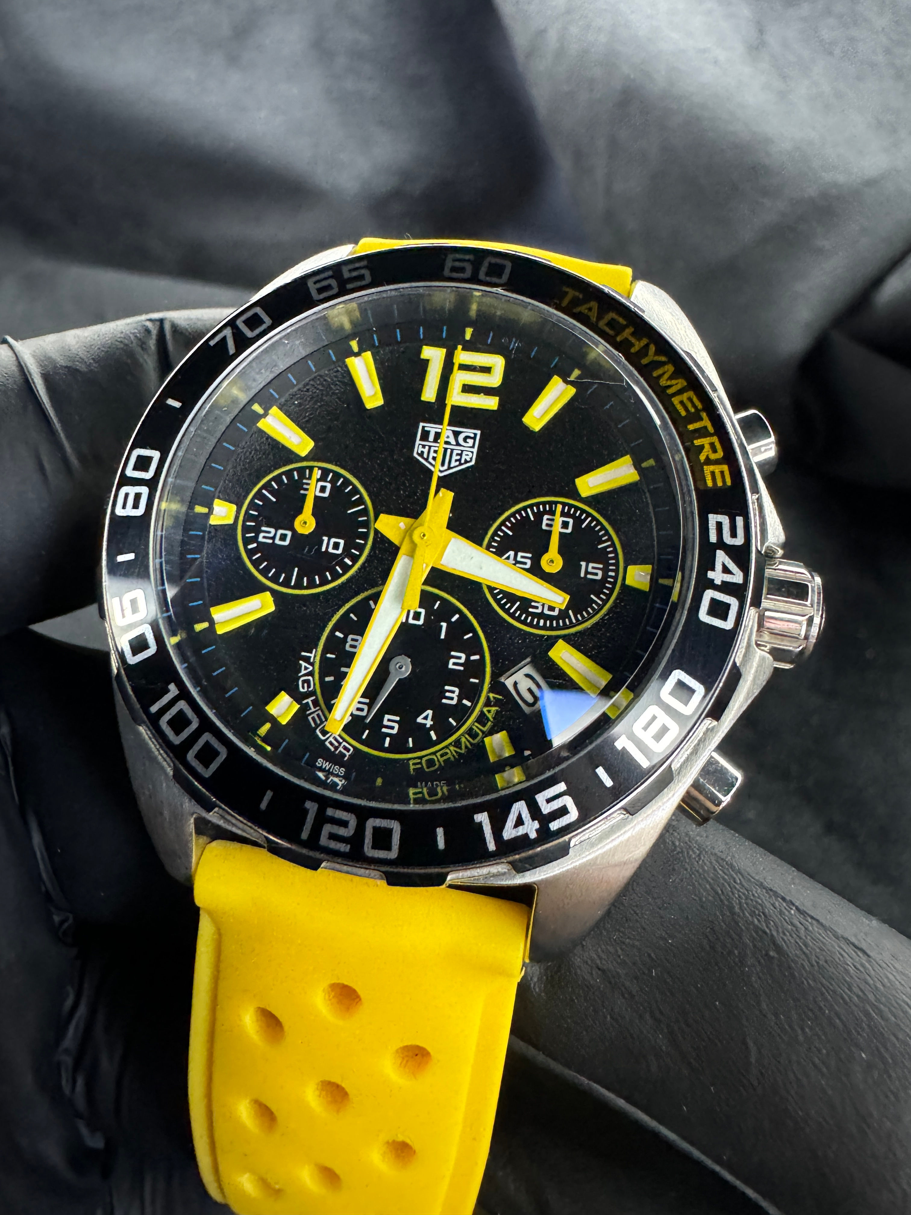 Tag Heuer F1 Cronometro 42mm Aço Mostrador Amarelo, Pulseira Borracha