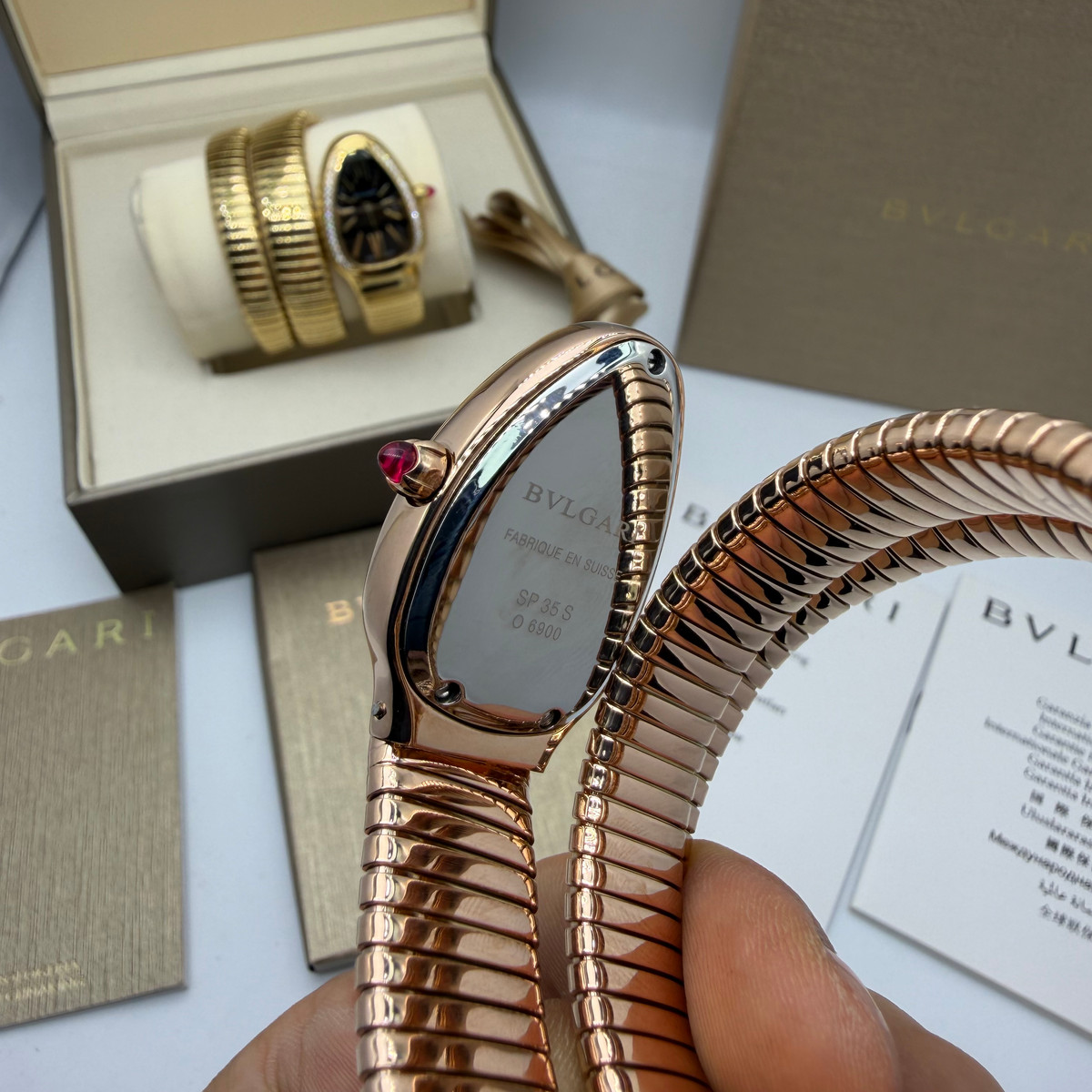Bvlgari Serpenti Tubogas 02 Volta 35mm Aço/Rose Mostrador Preto - Cravejado