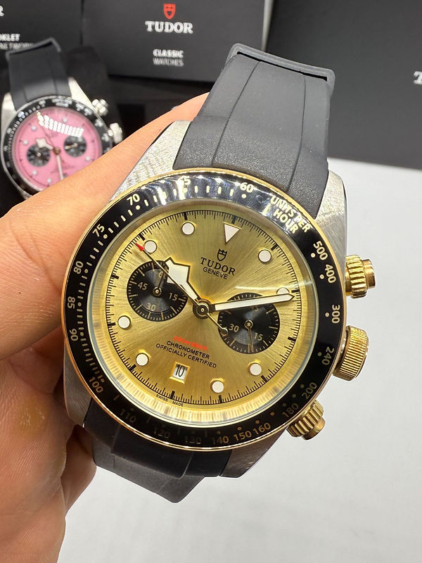Tudor Black Bay Chrono S&G Aço/Dourado 41mm, Mostrador Dourado - Borracha