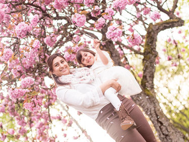 Current Cherry Blossom Photography with Rochelle Elise Photography - Family, 1st Birthday, Cake Smash, Mother's Day - Vancouver