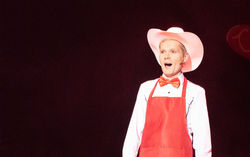 Chef Joey (Calum Runcie)