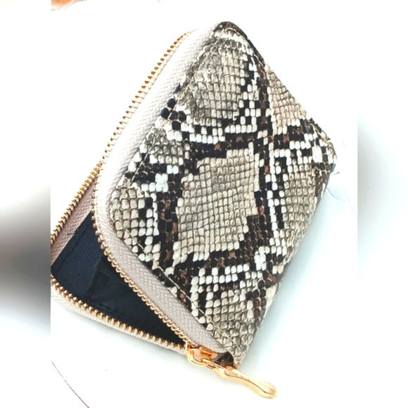 Thumbnail: THE KING COBRA Snake Wallet