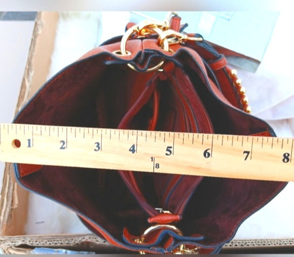 थंबनेल: The Golden Nugget Pocketbook