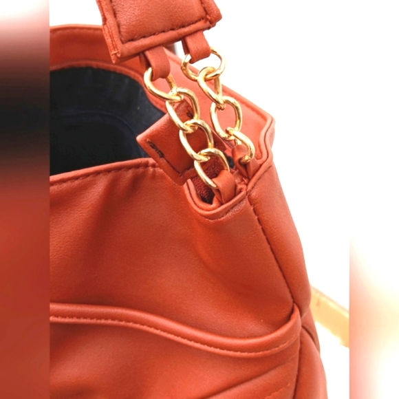 Миниатюра: Sag Harbor Fire Pocketbook