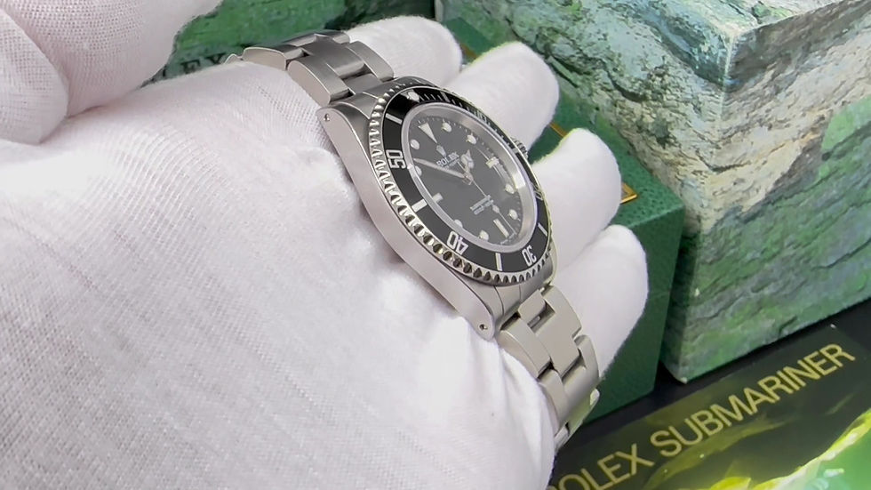 Thumbnail: 2001 ROLEX Submariner 14060M