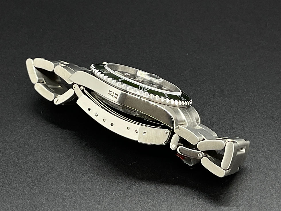 Thumbnail: 2008 ROLEX Submariner 16610LV NOS