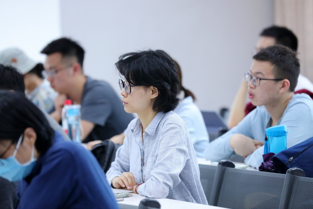 Students attending classes of the Global Open Courses Program onsite at Peking University