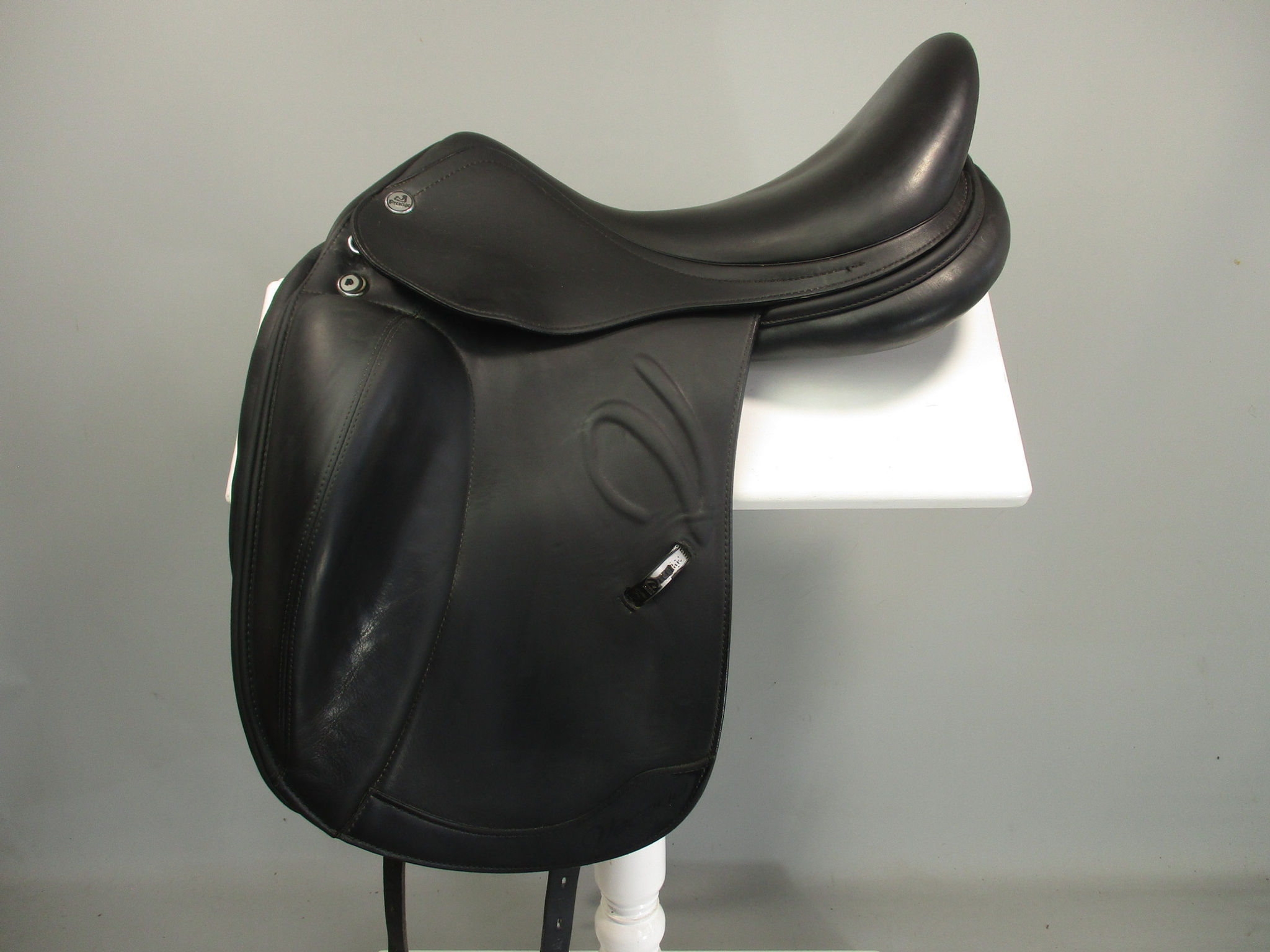 Prestige Verona Monoflap Dressage Saddle 17" MW