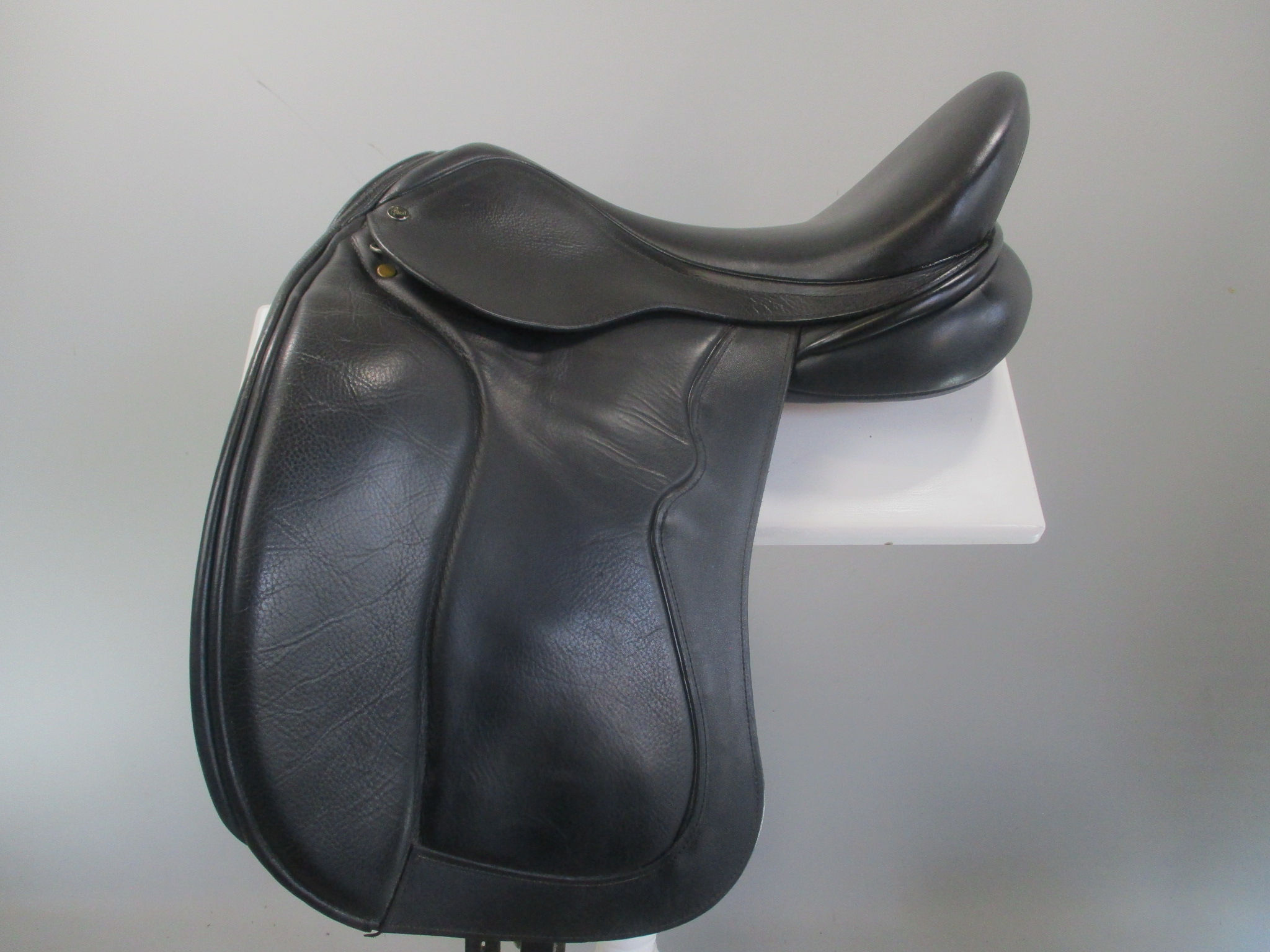 Ideal Styletta Dressage Saddle 17.5" MW-W