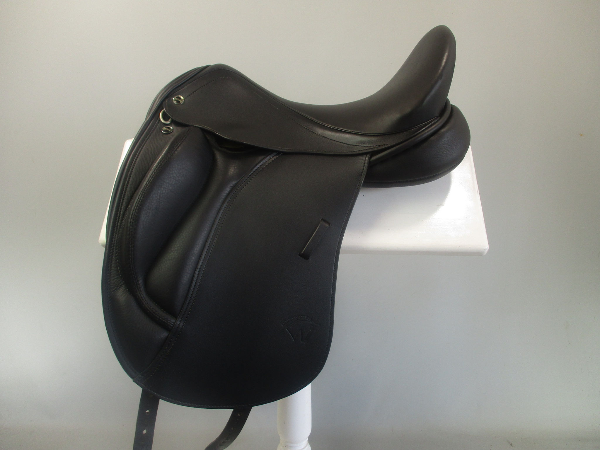 Sankey Petite Dressage Saddle 16.5" M-MW